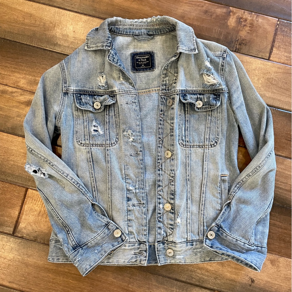 Abercrombie and Fitch Distressed Oversized Denim Jean Jacket